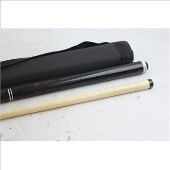 Rawhyde 149 Two Sectional Pool Cue, Pool Cue Carrying And Chalk