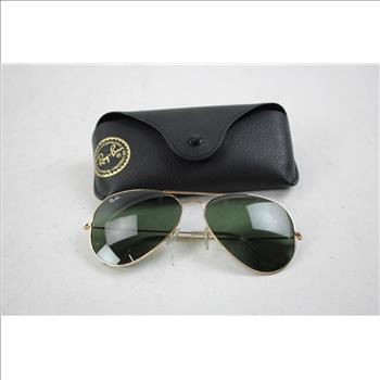 Ray-Ban Aviator Sunglasses