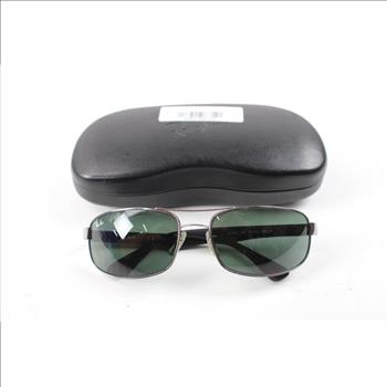 Ray-Ban Black Sunglasses