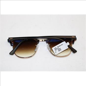 Ray-Ban Clubmaster Fleck Sunglasses (Model RB3016)