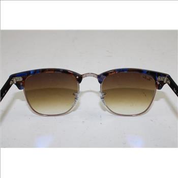 Ray-Ban Clubmaster Fleck Sunglasses (Model RB3016)
