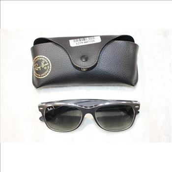 Ray-Ban New Wayfarer Sunglasses With Black Ray-Ban Soft Case