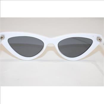 Ray-Ban Soft Black Sunglass Case With Le Specs X Adam Selman Sunglasses