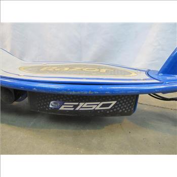Razor E150 Motor Scooter