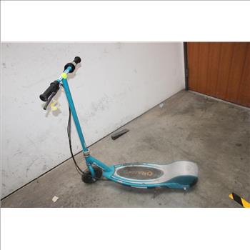 Razor E200 Electric Aqua Blue Scooter