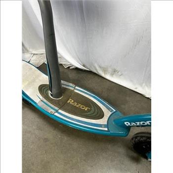Razor E200 Electric Scooter