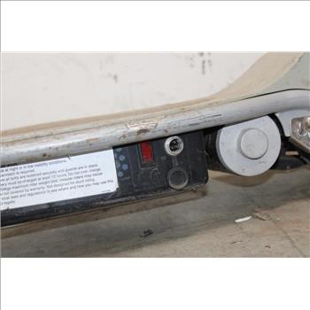 Razor Electric Scooter - Grey