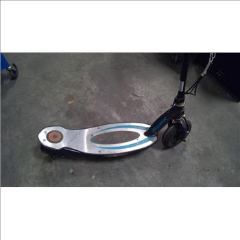 Razor Power Core E100 E-Scooter