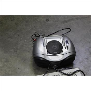 RCA Radio, Panasonic Video Cassette Recorder 2 Pieces