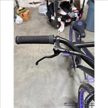 Ride Out Supply 27.5 Inch City Bike