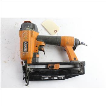 Ridgid Air Straight Finish Nailer