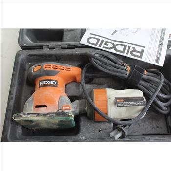 Ridgid R2500 1/4 Sheet Sander With Case