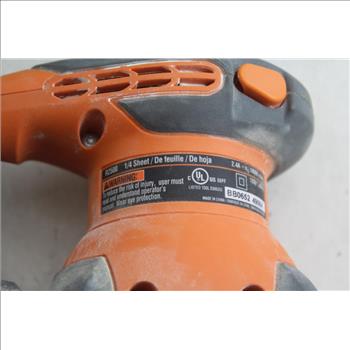 Ridgid R2500 1/4 Sheet Sander With Case