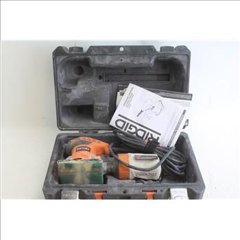 Ridgid R2500 1/4 Sheet Sander With Case
