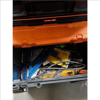 Ridgid Rolling Tool Box With Tools