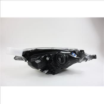 Right Headlight Assembly Possibly for Toyota Corolla