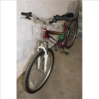 Roadmaster Granite Peak Mountain Bike