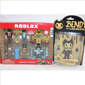 Roblox Swordburst Online Figures, Roblox Days Of Knights Mix And Match Set, And More 4 Pieces Total