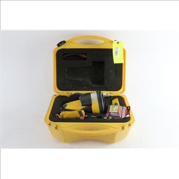 RoboToolz Self-Leveling Laser