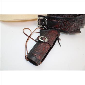 Rocha Hats Tan Hat & Classic Old West Styles Maker Belt W/gun Holsters Attached; 2 Pieces