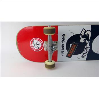 Roger Skate Co. Yin And Yang Skateboard
