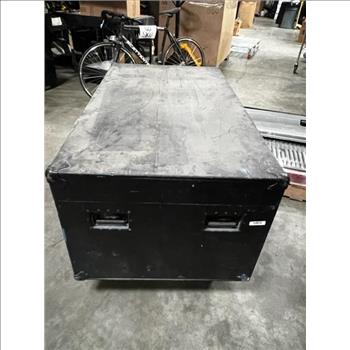 Rolling Stage Trunk