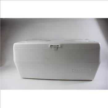 Rubbermaid Cooler