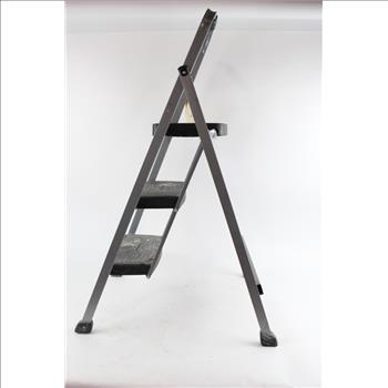 Rubbermaid Step Stool