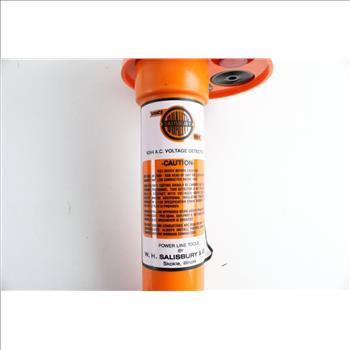 Salisbury Audio/Visual Voltage Detector