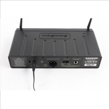 Samson Wireless Microphone Transmitter And Reciever, 2 Pieces