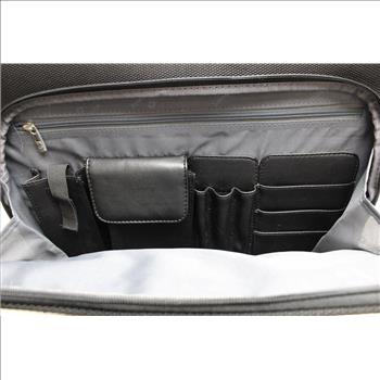 SAMSONITE CLASSIC BUSINESS WHEELED BUSINESS CASE