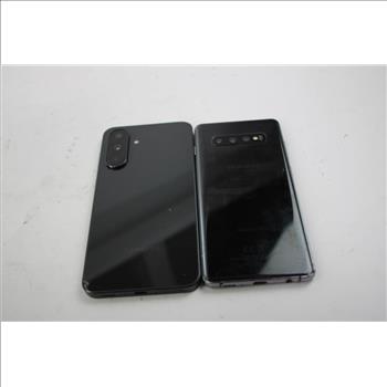 Samsung Cell Phone Lot, 2 Pieces, Sold For Parts
