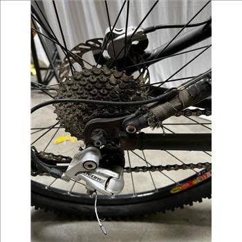 Santa Cruz Blur LT Full Suspension Mountain Bike