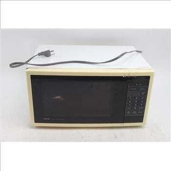 Sanyo Compact Microwave Oven EM-605T