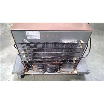 Sanyo Mini Fridge, Woodgrain Brown