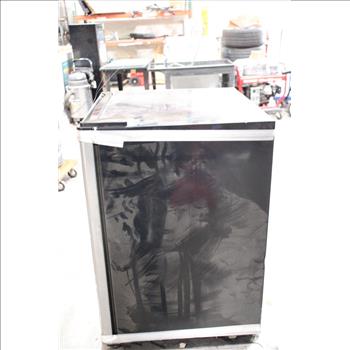 Sanyo Mini Refridgerator