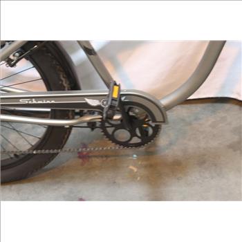 Schwinn Blackwell Beach Bike