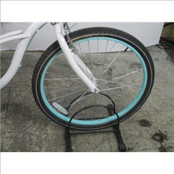 Schwinn Clairmont City Bike