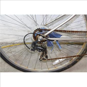 Schwinn Clear Creek Hybrid Bike