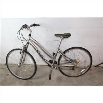 Schwinn Clear Creek Hybrid Bike