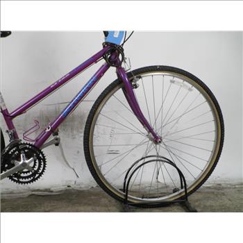 Schwinn Criss Cross Hybrid Bike