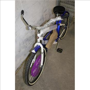 Schwinn Legacy Beach Bike