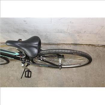 Schwinn Pathway Hybrid Bike