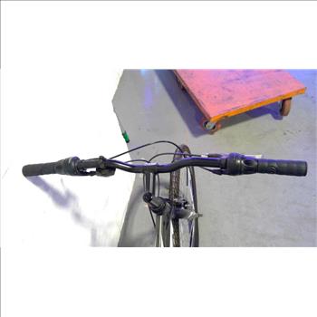 Schwinn Pathway Mountain Bike