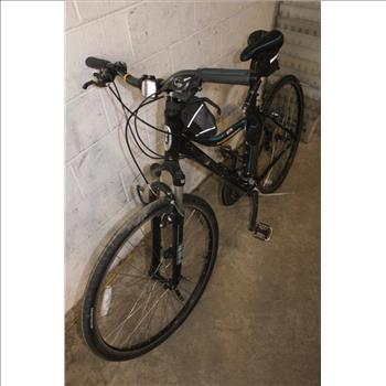 Schwinn Searcher Hybrid Bike