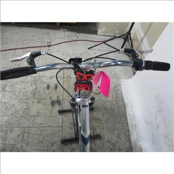 Schwinn Searcher Mountain Bike