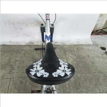 Schwinn Searcher Mountain Bike