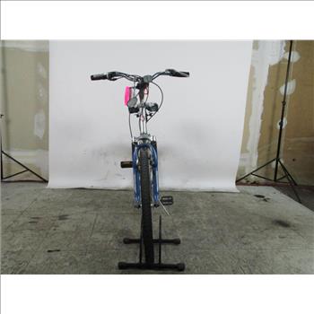 Schwinn Searcher Mountain Bike