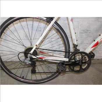 Schwinn Volare 1300 Road Bike