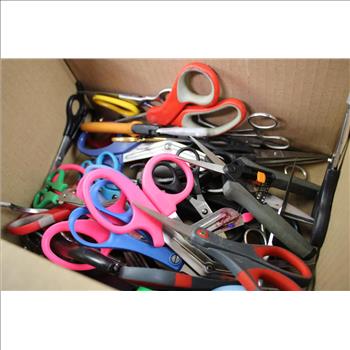 Scissors Bulk Lot, 40+ Pieces